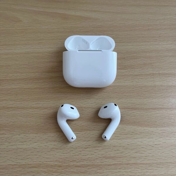 【使用期間4ヶ月!!】Apple AirPods 第4世代 MXP63J/A ワイヤレスイヤホン 0520
