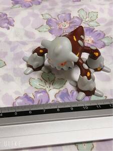 ポケモン フィギュア 立体ポケモン図鑑 ヒードラン