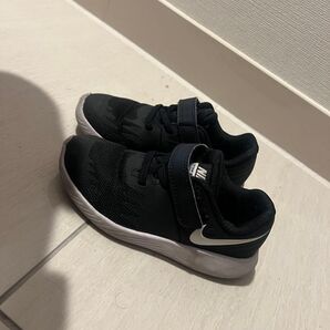 ブラック NIKE