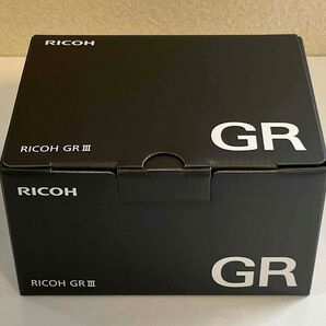 【新品未開封】RICOH GR III 3年保証付き コンパクトデジタルカメラ
