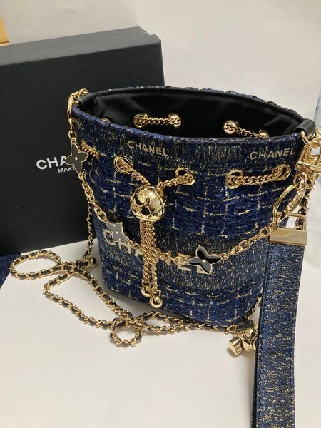 CHANEL ノベルティ ショルダーバッグ ネイビー 斜めがけ VIPギフト 箱付き