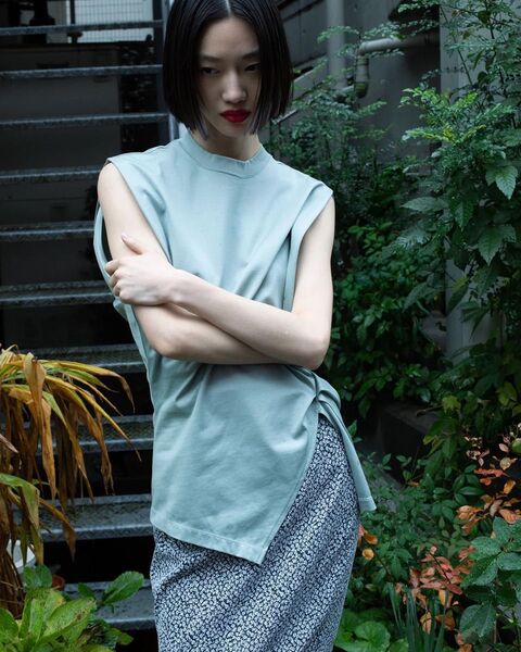 Cotton Jersey Asymmetric Sleeveless Top マメクロゴウチ