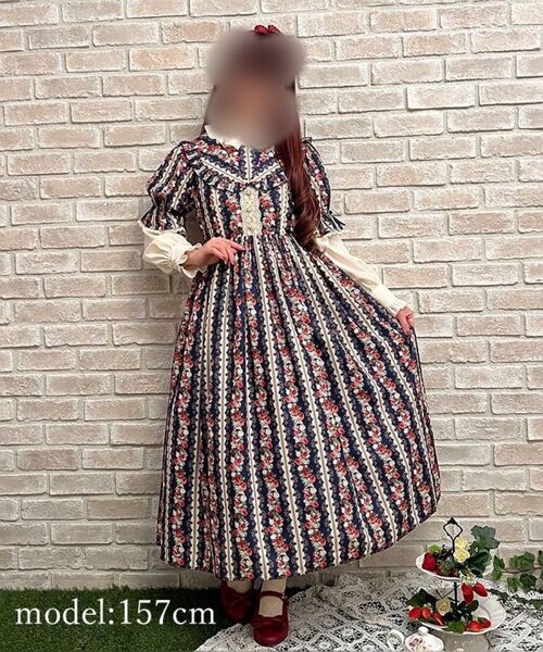 axes femme kawaii ローズベリーガーデンワンピ 紺色