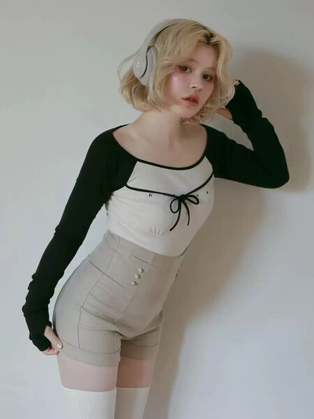andmary Alma ribbon tops navy