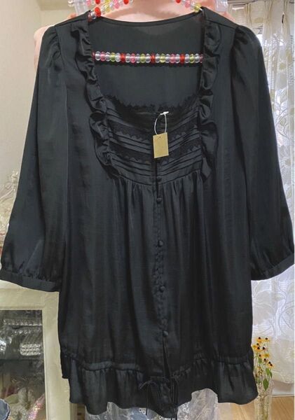 新品★おすすめペプラムチュニック★光沢サテン風 フェミニンブラウス★七分袖 フリル ブラウジング ロング丈 プルオーバー Mくらい