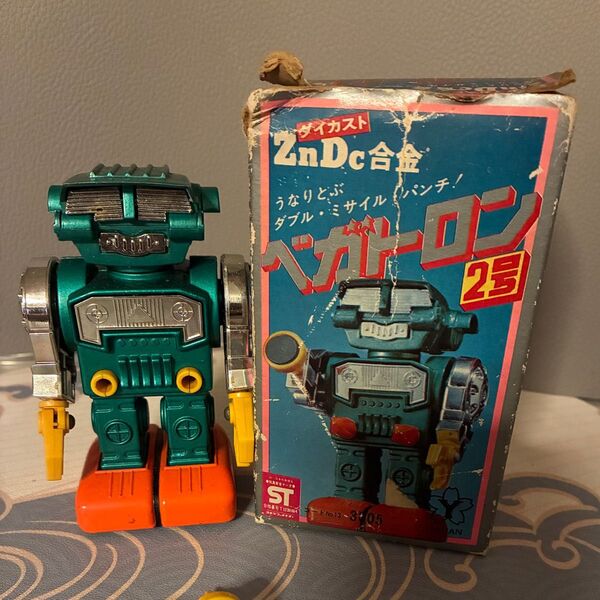 超合金 ヨネザワ ダイカスト ZnDc 合金 ベガトロン2号 ロボット