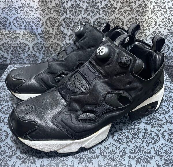 リーボック×バウンティハンター インスタポンプフューリー 27.5㎝