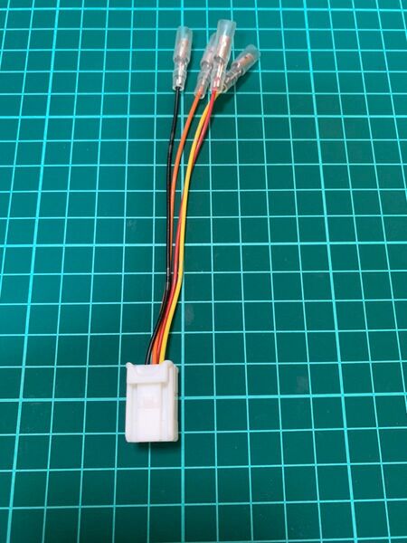 トヨタ 電源取り出しハーネス 30アル/ヴェル 送料込 80ノア/ヴォクも使用可