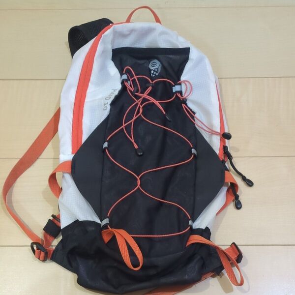 Mountain Hardwear Fluid 10 トレイルランニング バックパック