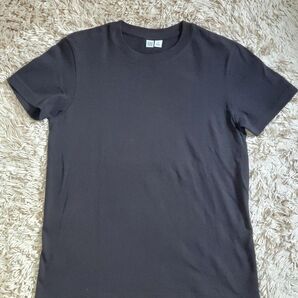 ユニクロ Tシャツ ブラック