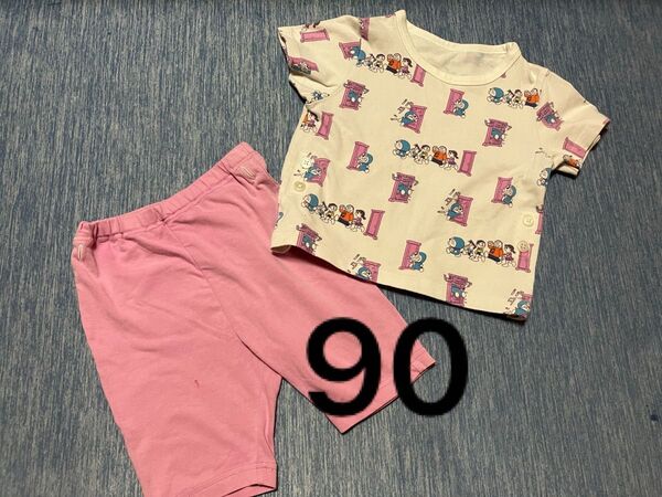 ユニクロ ドラえもんパジャマ 90 上下セット 半袖パジャマ ルームウェア