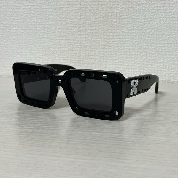 Off-White Atlantic サングラス