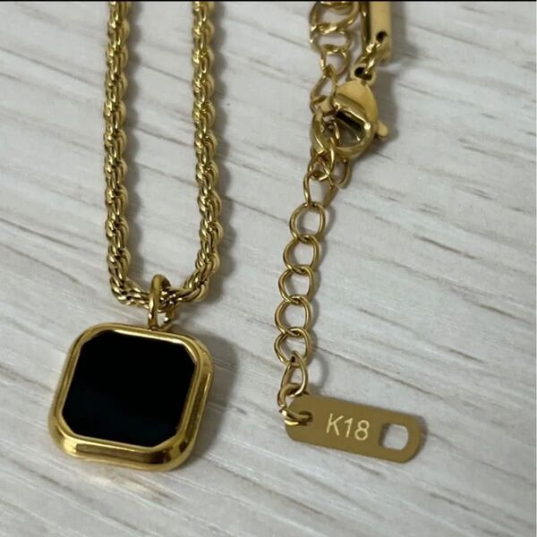 k18刻印入り ゴールドカラーネックレス 金ネックレス ペンダント