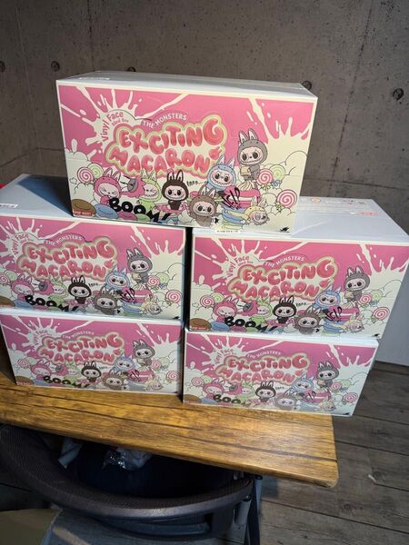 THE MONSTERS Exciting Macaron ぬいぐるみ シリーズ 5 box