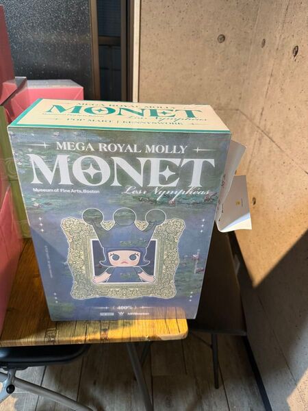 MEGA ROYAL MOLLY 400% Monet-Les Nympheas