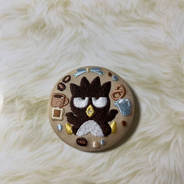 バッドばつ丸 サンリオ 刺繍缶バッジ ガチャ