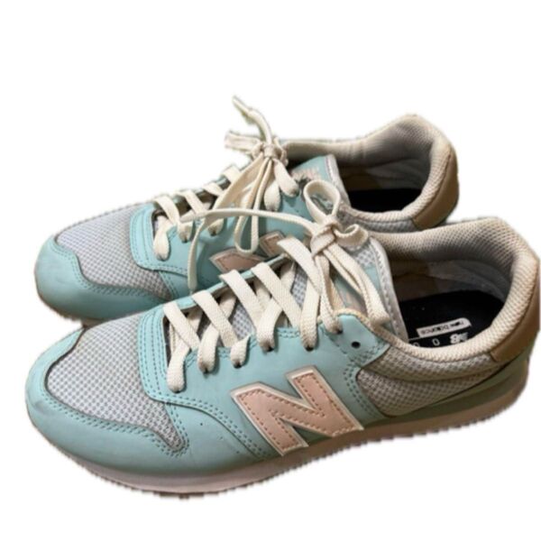 5/11まで値下げ!New Balance スニーカー ミントグリーン ピンクロゴ