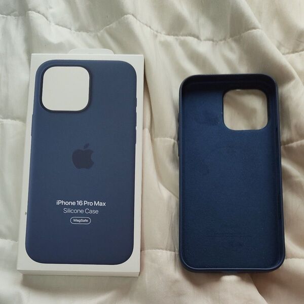 iPhone 16 Pro Max 純正シリコンケース デニム
