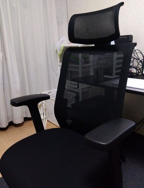 【ユーズド品】コクヨ エントリー2 樹脂脚 肘掛け・ヘッドレスト付き オフィスチェア