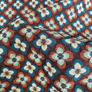 j1▼150×50cm▼ジャガード織り生地▼フラワー クローバー マルシェ 厚手 ジャカード 花柄 四つ葉 リバティ風