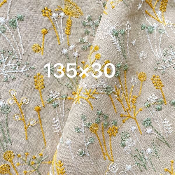 s22-h▼135×30cm▼コットンリネン刺しゅう生地▼花柄 ホワイト ミモザ タンポポ 草 植物 エンブロイダリー