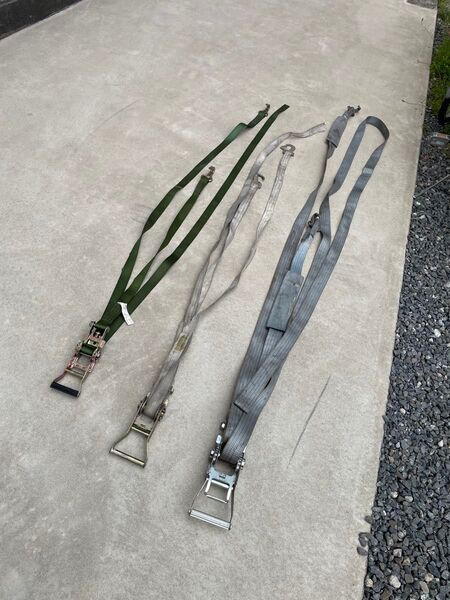 程度良好♪床ラッシングベルト/トラック/ラチェット式タイダウンベルト/荷締め 荷物固定 ベルト式 送料込