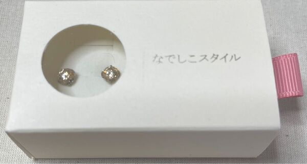 ピアス スワロフスキー シャンパンダイヤ