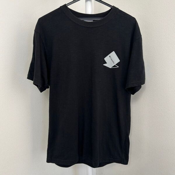 Columbia Tシャツ 黒 ワンポイントロゴ メンズ