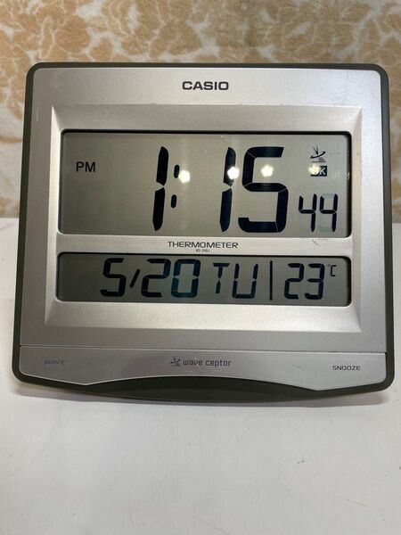 CASIO 電波時計 温度計 デジタル時計 壁掛け時計 置時計 シルバー