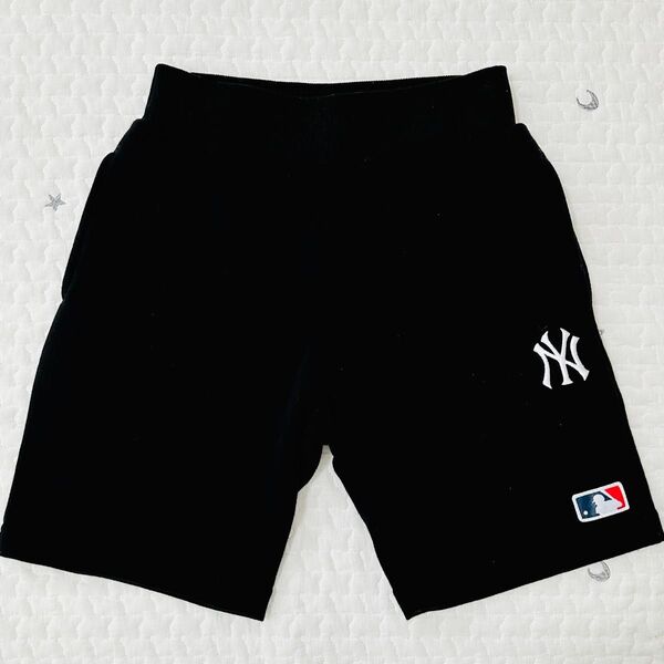 MLB ヤンキース ハーフパンツ 140cm 黒