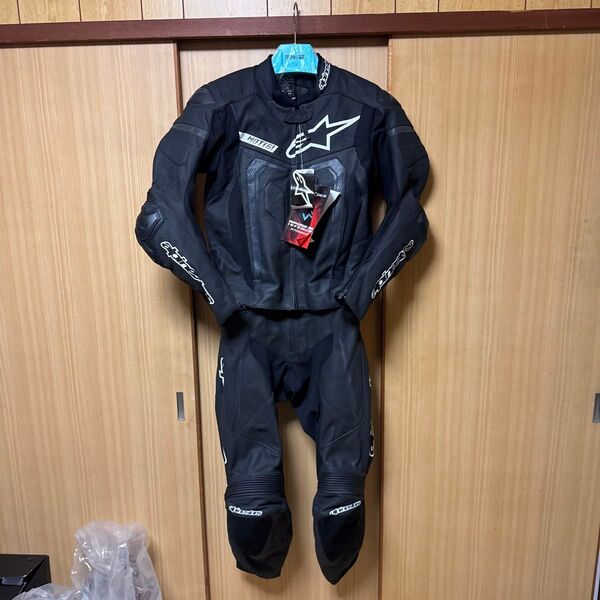 Alpinestars motegi v3 2pc size 48