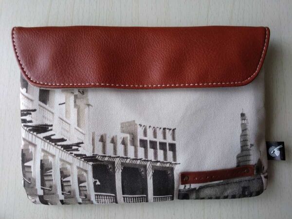 カタール航空 ビジネスクラスアメニティキット Castello Monte Vibiano Qatar Nappa Dori