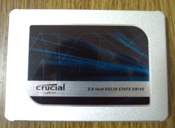 Crucial MX500 2.5インチSSD 500GB 中古品
