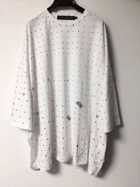 vinti andrews オーバーサイズ Tシャツ 白 アルファベット 柄 グラフィック 数字 ホワイト ビッグ