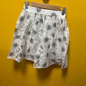 【11】Chelmory 花柄フレアスカート Mサイズ