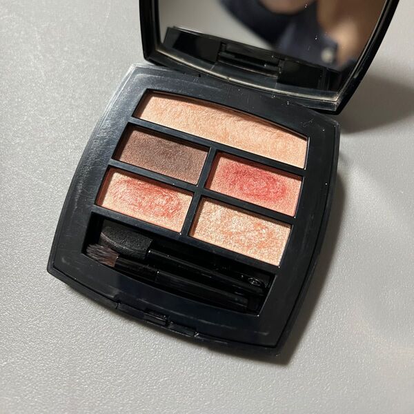 シャネル レベージュパレットルガール ウォーム アイシャドウ CHANEL
