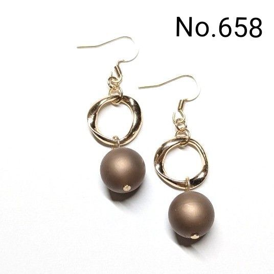 No.658 ハンドメイドピアス イヤリング 樹脂ピアス プラパール マットブラウン ゴールドフープ アクセサリー