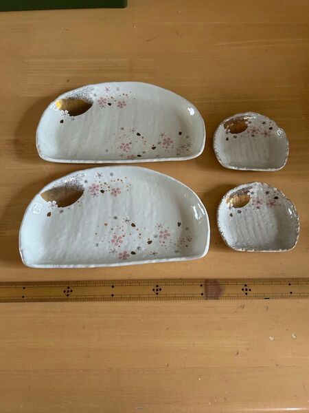 清秀 有田焼 長皿 小皿 食器 陶器 桜 花 新生活 日本 クールジャパン 小花ちらし 小鉢