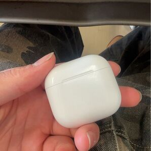 片耳のみ AirPods4 AirPods アップル