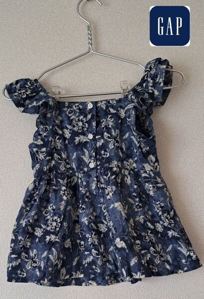 130サイズ M GAPKIDS 女の子 ワンピース フリル袖 花柄 ブルー系 ノースリーブ トップス キッズ