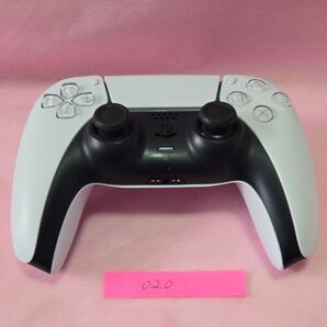 SONY PlayStation5 DualSense ワイヤレスコントローラー 中古動作確認済み、清掃、消毒済み本体のみです。