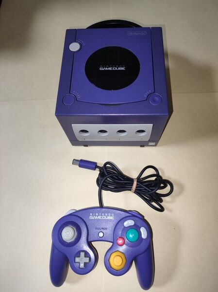 ゲームキューブ 本体 バイオレット+コントローラー DOL-003