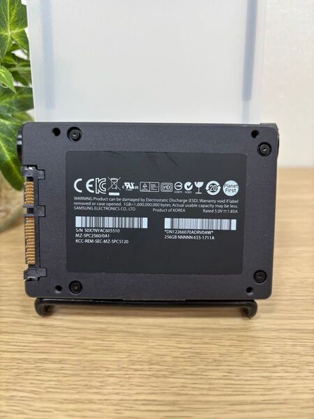 2.5インチ SSD 256GB Apple純正 使用時間:2887H