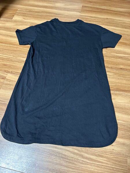 黒 Tシャツワンピース シンプル 150 GU