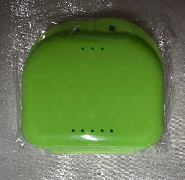 マウスピース インビザライン リテーナーケース チューイー 部分義歯 通気孔あり