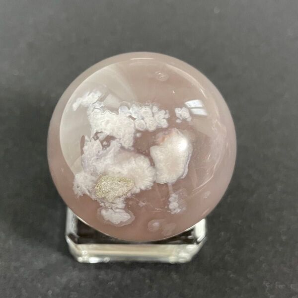 夜桜瑪瑙 41.3mm スフィア 笑口 ジオード 天然石パワーストーン 小さい台座付き