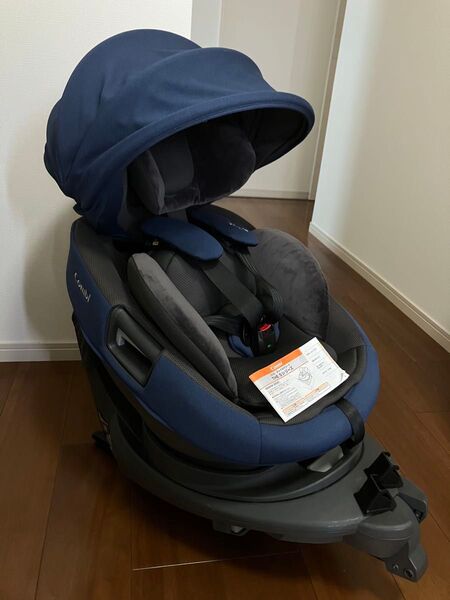 コンビ Combi THE S ISOFIX エッグショック ZB-690 ネイビー 取り外しok チャイルドシート 美品