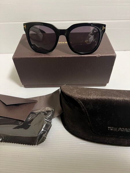 TOMFORD トムフォード サングラス TF211 AF 01A 53□21 149