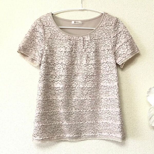 アリスバーリー レースフリルスパンコールTシャツ L11号グレージュ新品タグ無し
