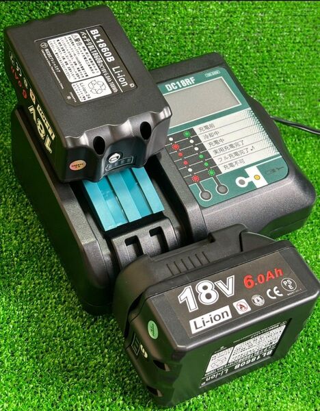(3点セット)makita互換18v6.0ahバッテリー《2個》+マキタ 互換充電器 DC18RF (液晶付き)USB付き《1台》